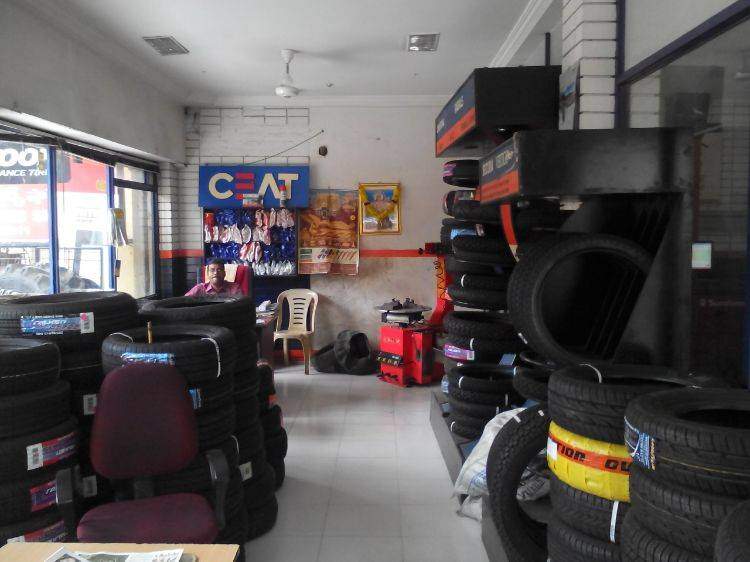 Sri Anjaneya Tyre Shoppe