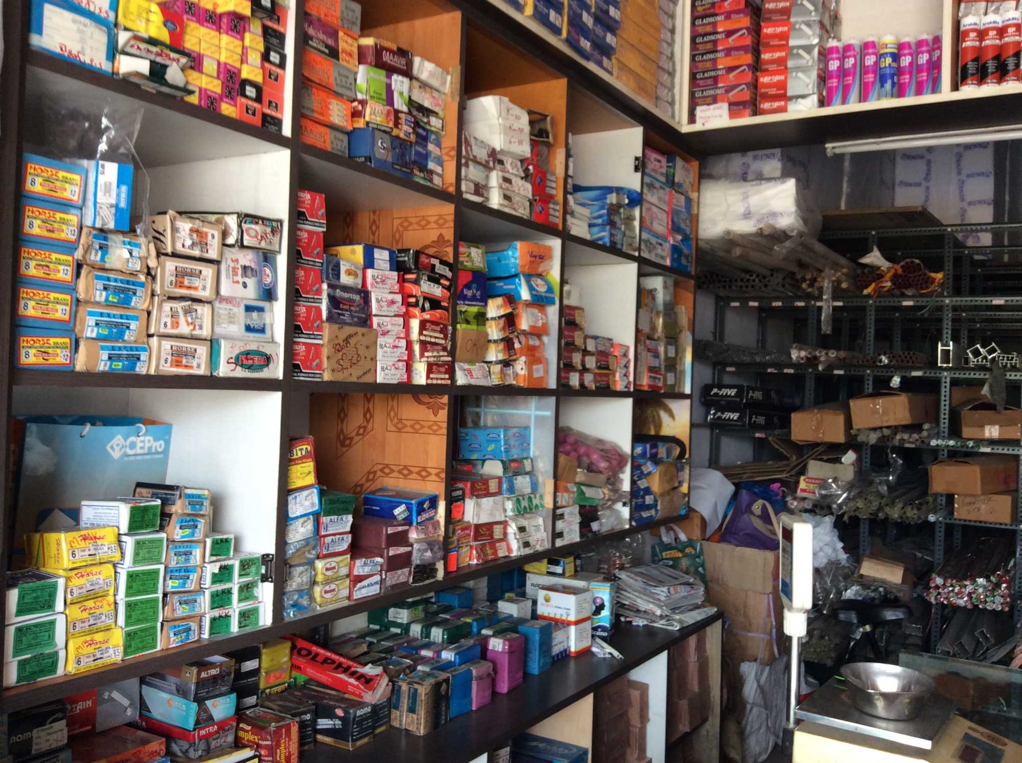 Sri Lakshmisravani Aluminiums