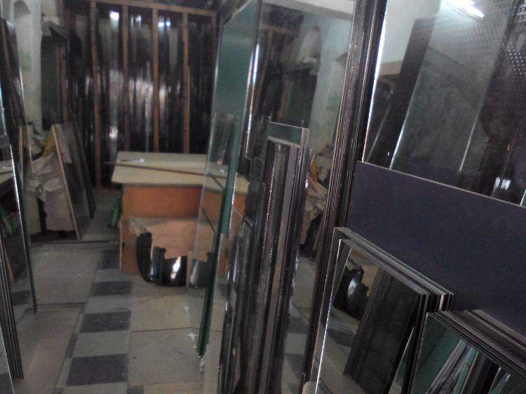 Maruthi Mirror Centre