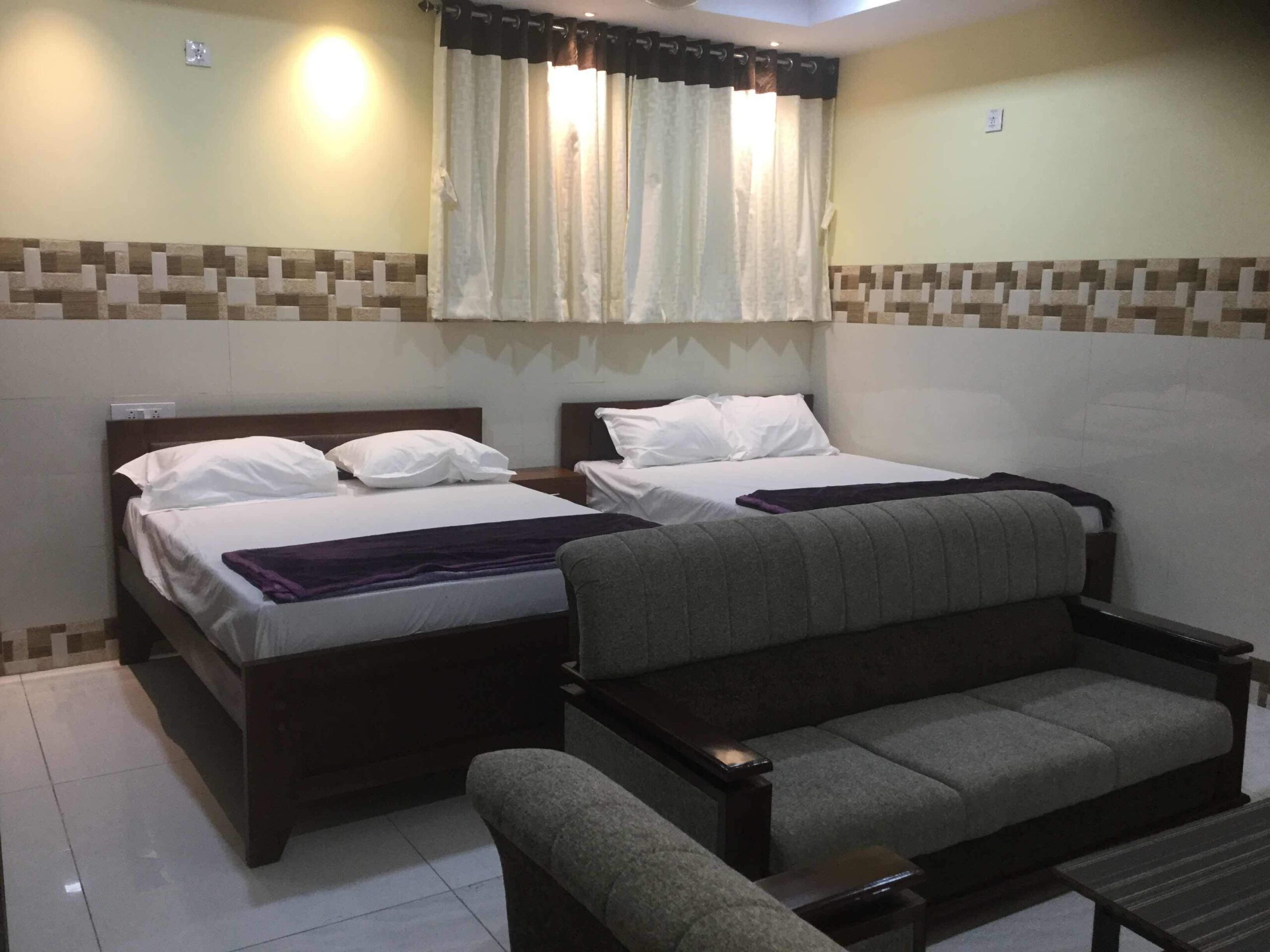 Hotel Ajantha Evergreen