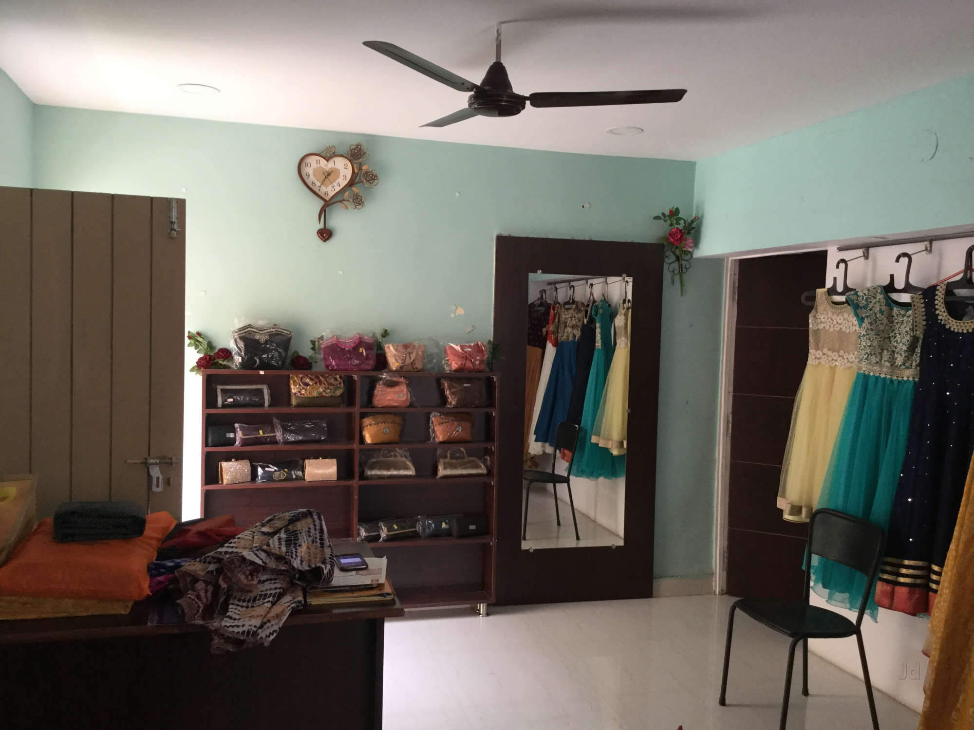 Ak Lavender Botique & Parlour