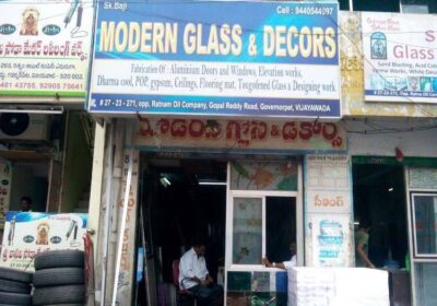 Modern Glass & Decors
