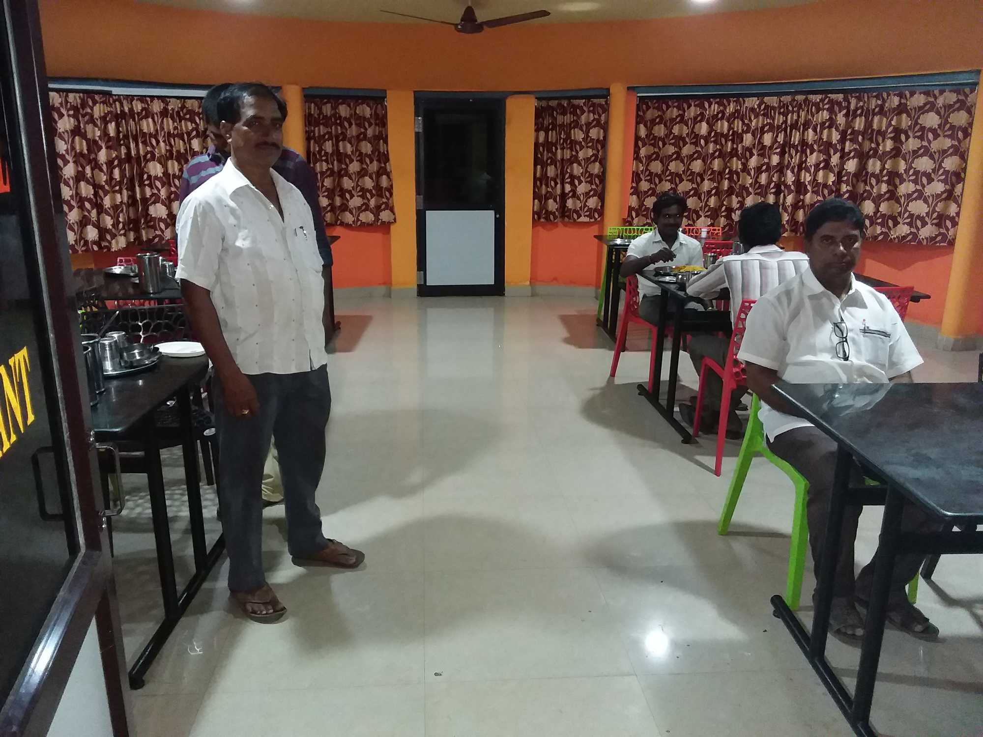 Arabian Knights Arabic Restaurant