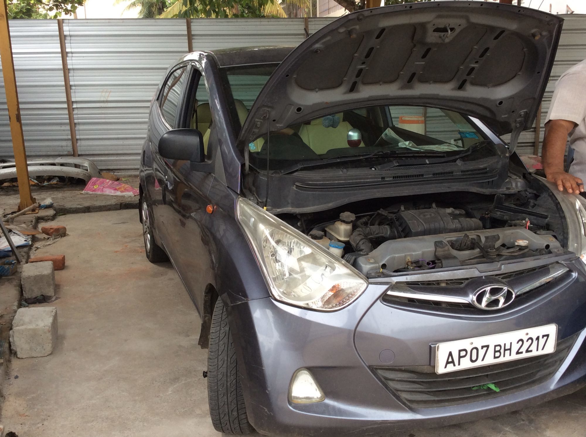 Lakshmi Mechanical Works & Car Wash Servicing