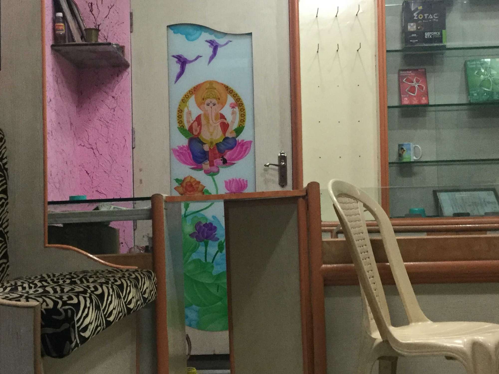 Himabindu Photo Studios