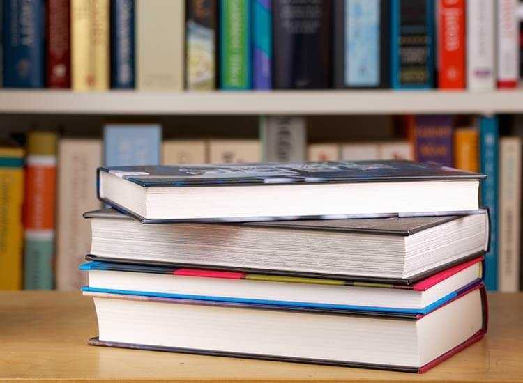 Universal Book Shopee
