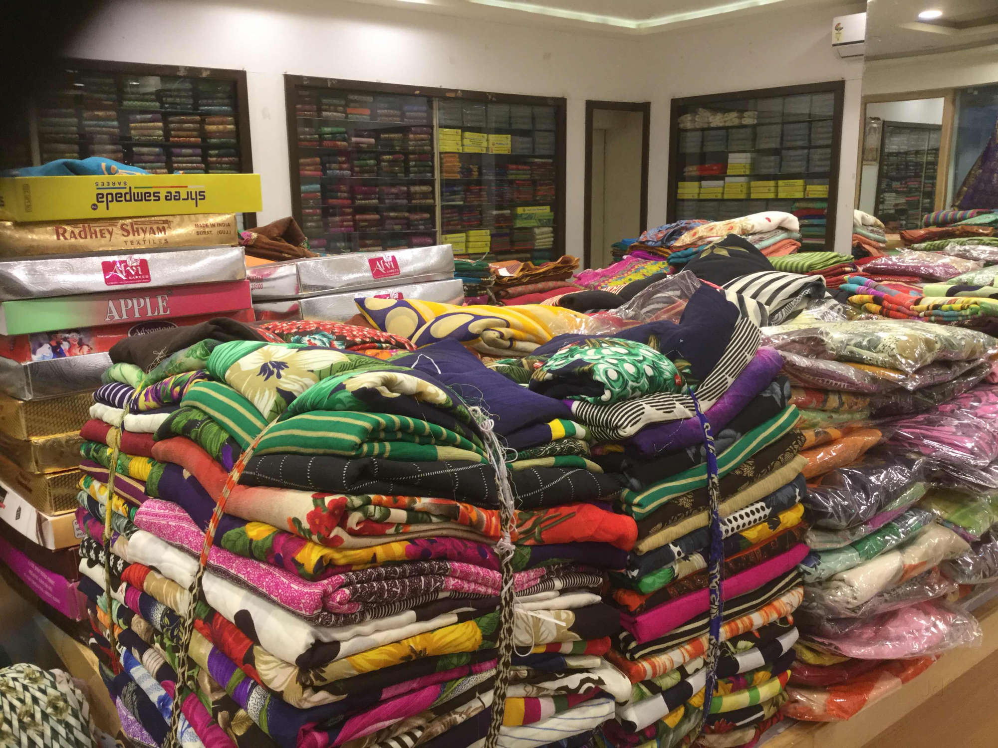 Nissi Boutique And Tailoring