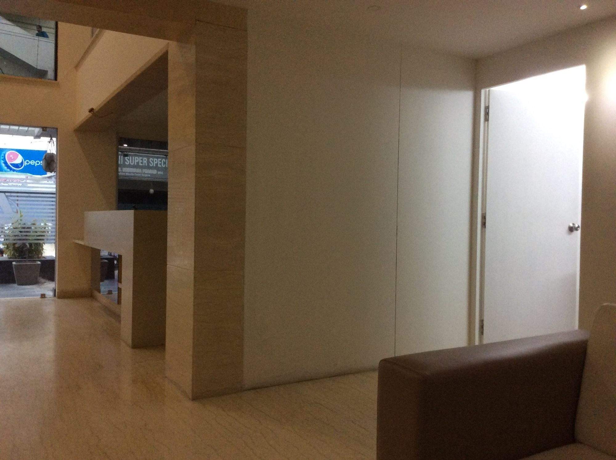 Hotel Ajantha Evergreen