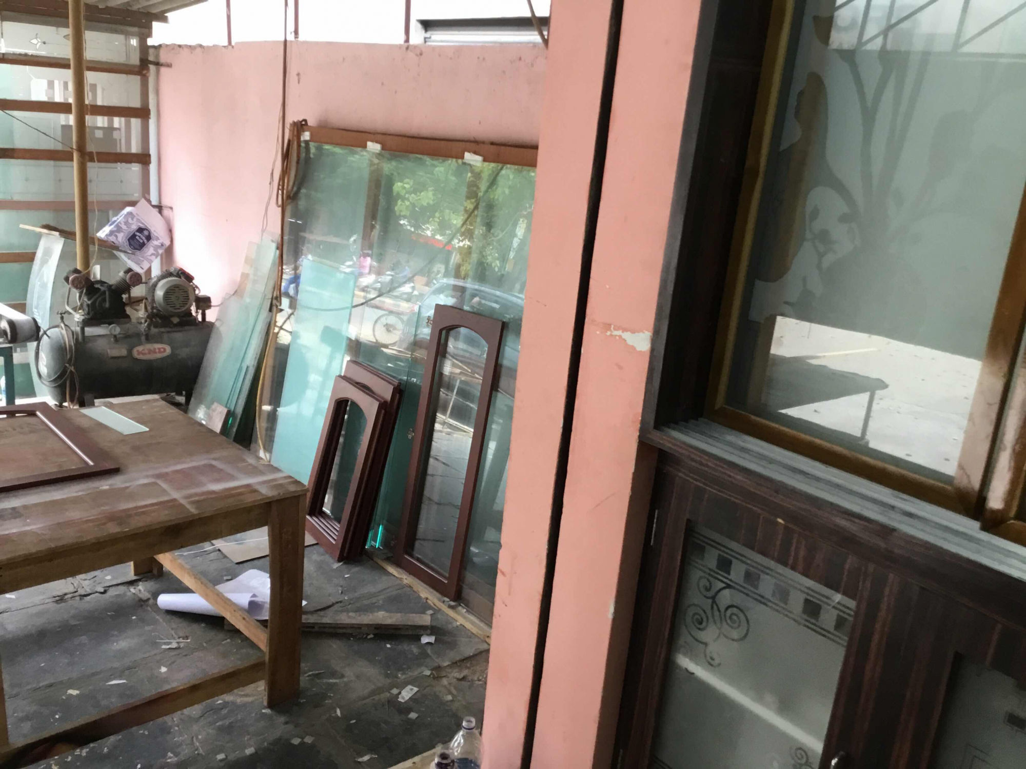 Sri Kusuma Glass Works