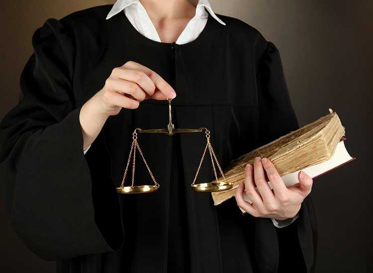 Lawyers & Advocatesa