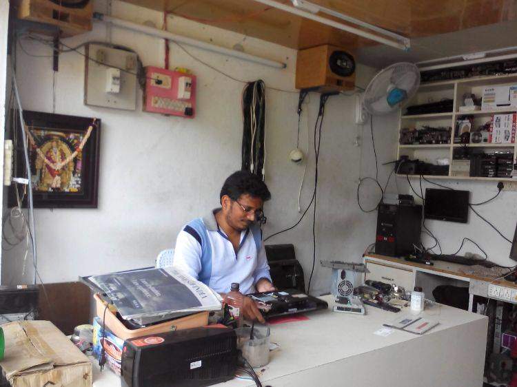 Akash Electronics & Computer Service