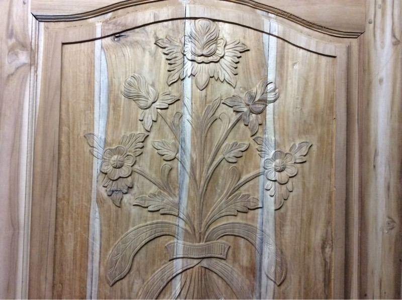 Shining Wood Carving