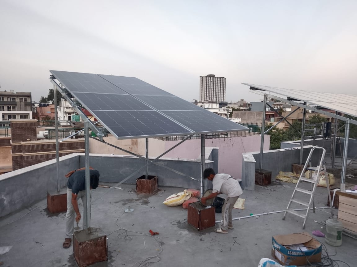 Om Solar Solutions – Best Solar Company in Lucknow | Top Solar Panel Dealer in Lucknow | Rooftop Solar Panel Installation